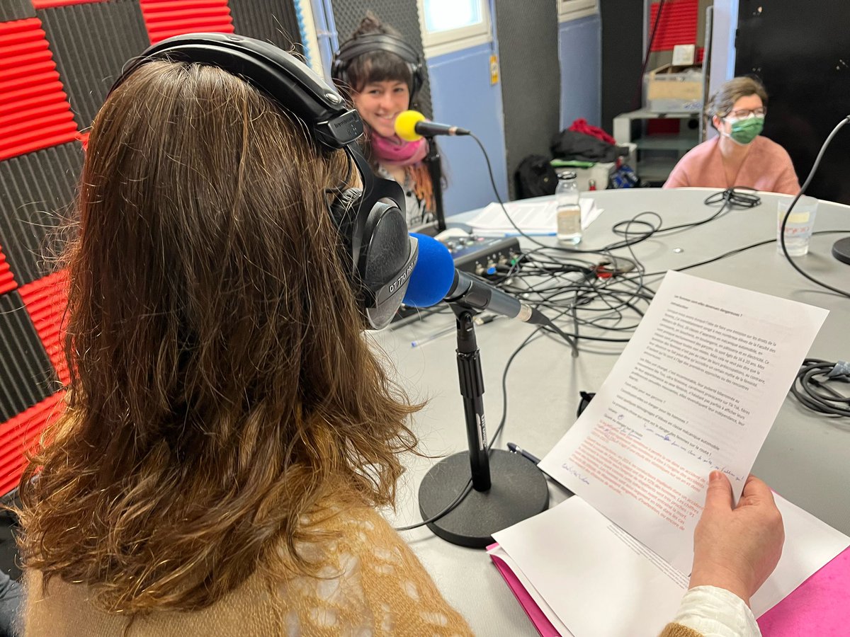 🔊 Attention ça va jaser ! Les femmes sont-elles devenues dangereuses ? 
 
💭 Nos nouveaux reporters talentueux se sont posés autour de la table pour discuter sur cette thématique ! Moment de partage garanti !

🎙Émission réalisée avec <a href="/reportercitoyen/">Reporter Citoyen</a> 

#radio #quartierdesondes