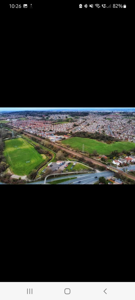 GLENAVONJFC1992's tweet photo. The home of glenavon jfc from the sky . What a picture that is. The Glen and the solly. #glenavonjfc https://t.co/SxUB9g94tN