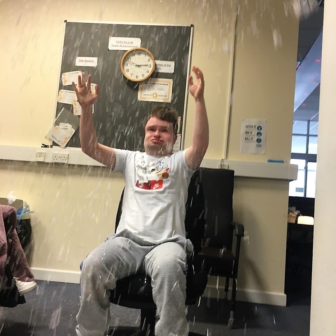 UET_Charity's tweet photo. Yesterday afternoon, we had an impromptu sensory session with shredded paper. 

As you can imagine, it got very messy! But all involved helped with the tidying up 😊 
#UET #skillsforever #charity #sensory #shreddedpaper https://t.co/FuIfK22ku6 https://t.co/bcG6WiqdCA https://t.co/jCMlDKVmLX