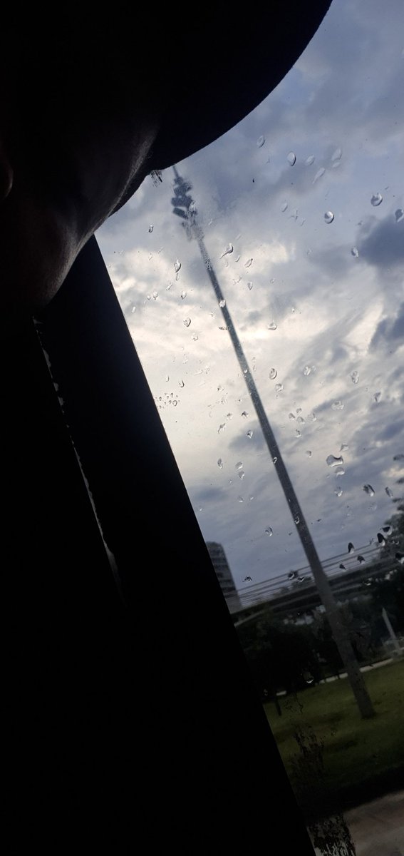 dablioEleOFC's tweet photo. Partiu o trem 🚆 🚆 🚆. https://t.co/OmZqm7NbCL