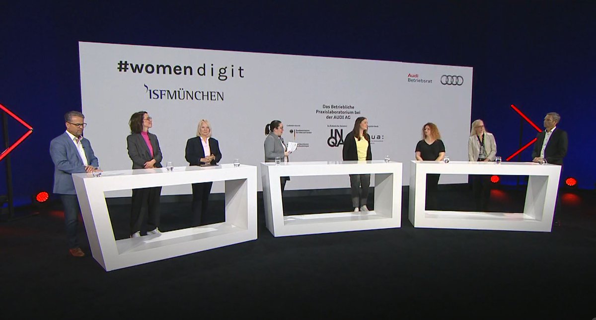 womendigit's tweet photo. Und nach der Premiere haben wir über dieses besondere #BetrieblichePraxislaboratorium bei Audi und seine Bedeutung für die #digitaleArbeitswelt diskutiert. Herzlichen Dank noch einmal💐an alle, die das Lab und den Film unterstützt haben 👏 @INQA @BMAS_Bund https://t.co/5I9UxojZmD