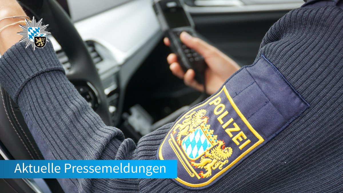 polizeiOBS's tweet photo. ▪ Wohnmobil fing samt Garage Feuer in #Murnau - ohne Verletzte - hoher sechsstelliger Sachschaden
▪ Zwei unabhängig voneinander verunglückte Bergwanderer am #Sonnenberggrat
▪ Tödlicher Verkehrsunfall in #Palling
Zu den Pressemeldungen:
➡ https://t.co/5EwkGX4eHq https://t.co/5lcEcTthLY