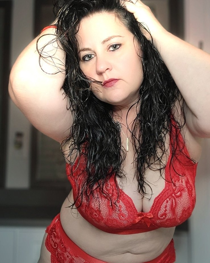 Slave4ugirl's tweet photo. SUB FREE FOR A WEEK!! 🔥🔥 VIDEOS-PICS-CUSTOM PICS AND OUTFITS 💋
#onlyfans #onlyfanspromo
#onlyfangirls #offans #of #boudoirphoto
#boudoirphotos #boudior
https://t.co/0DqFxEXtiP https://t.co/FfeSuBCct6