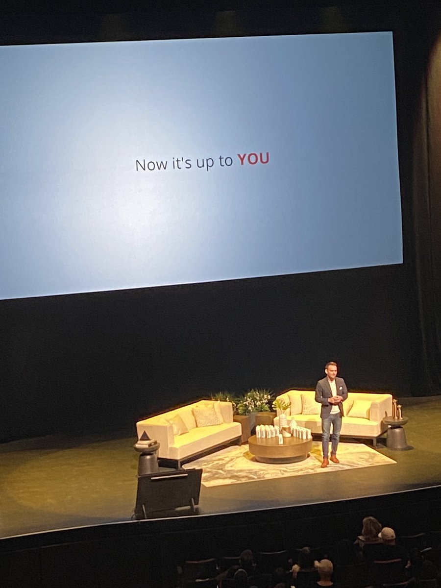 ChristyNicoleR's tweet photo. Fantastic presentation by @storeytommy on the future of real estate &amp; where #REALTORS® should dedicate their time. Spoiler alert - it’s you. Invest in your brand, systems and create a business that works for you. @BuzzConference https://t.co/QpGT0F8Edc
