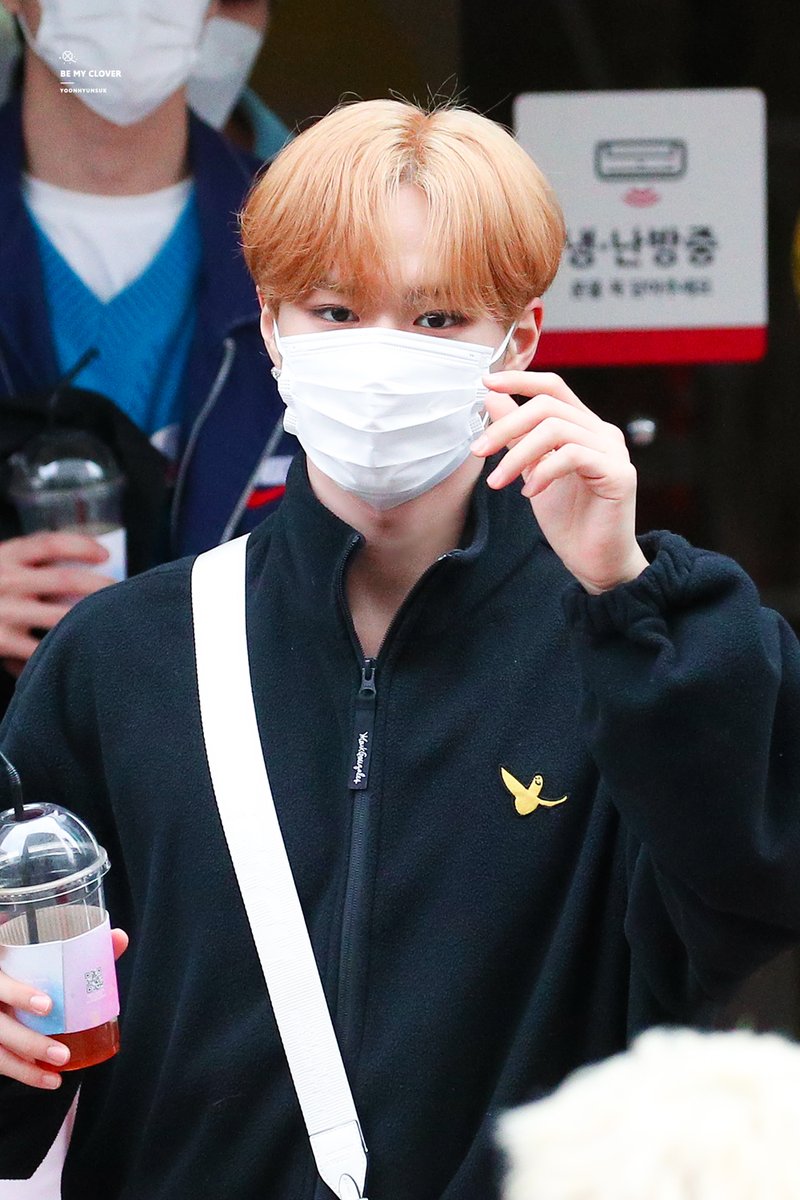 ʙᴇ ᴍʏ ᴄʟᴏᴠᴇʀ🍀 tweet media