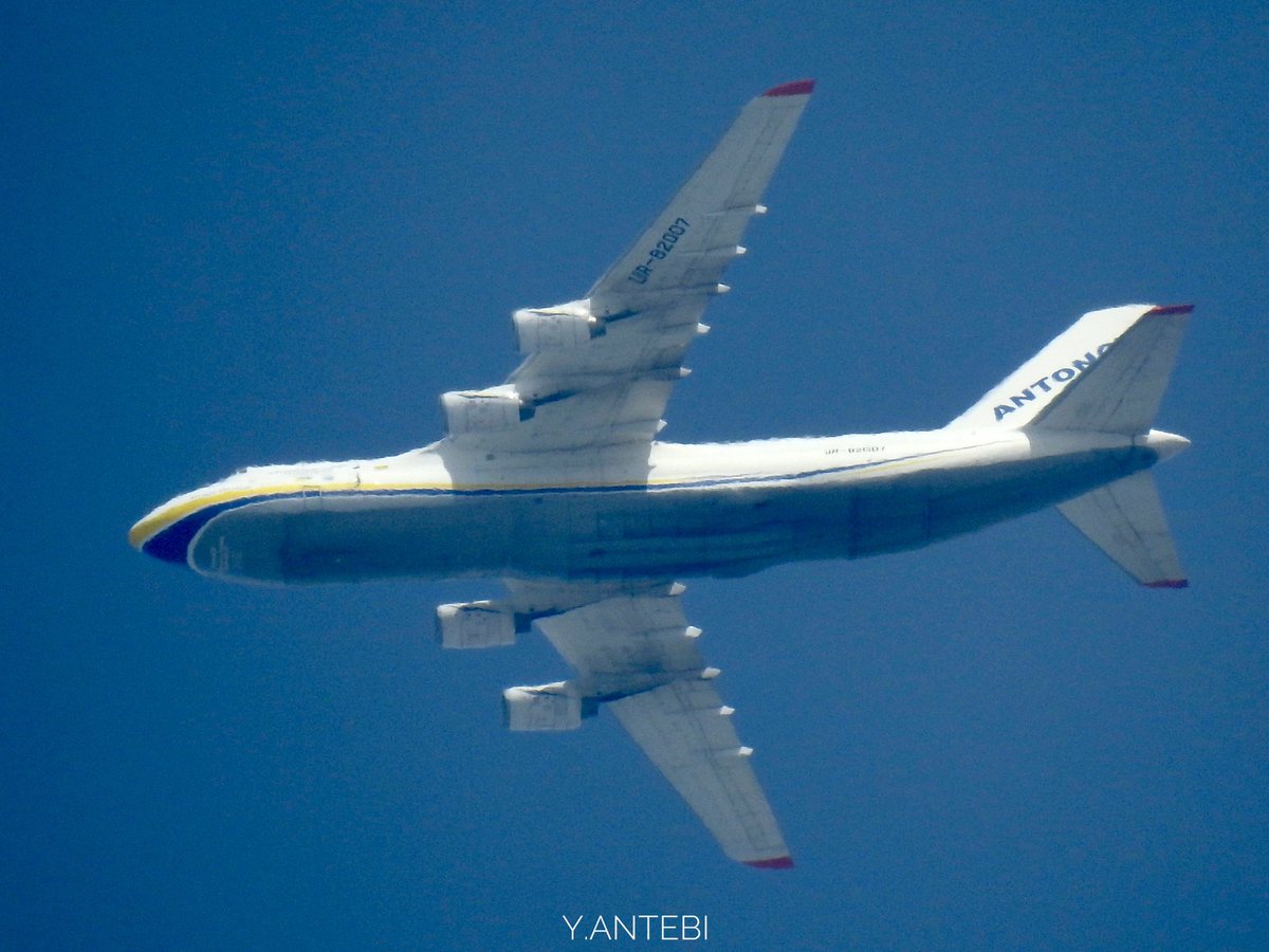 ace_pio's tweet photo. My first spot of @AntonovCompany #A124 since the invasion
Flying as #ADB3220 #UR82007 Amman-Leipzig 
#Antonov124Ruslan #Ukraine #avgeek #freighter https://t.co/uZV8pE2A4T