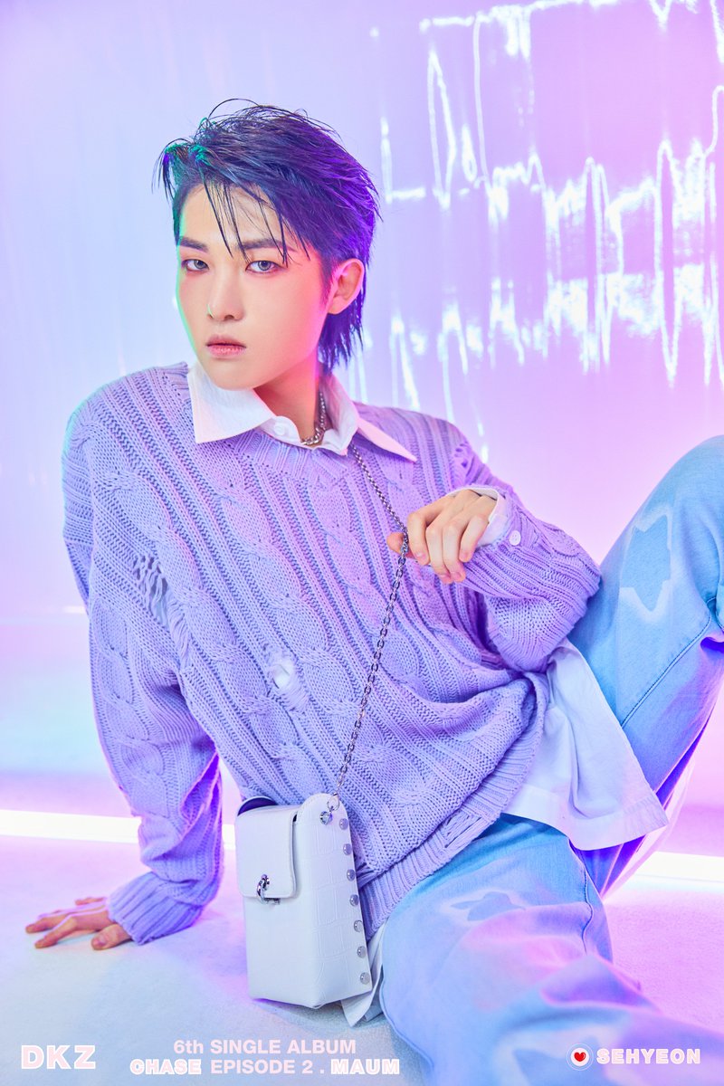 DKZ 6th Single Chase Episode 2 MAUM コンプ DKZ 6th Single Album 'CHASE EPISODE 2. MAUM' 🖼 CONCEPT PHOTO