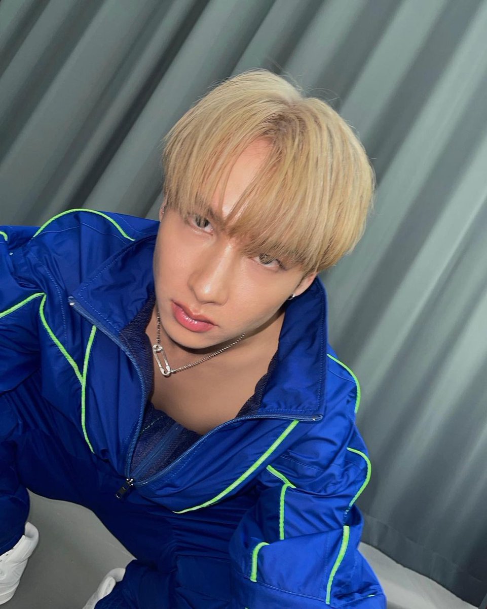 luvemily's tweet photo. Hot blonde boy 🤍 
#GunATp https://t.co/8g01eKVyNI