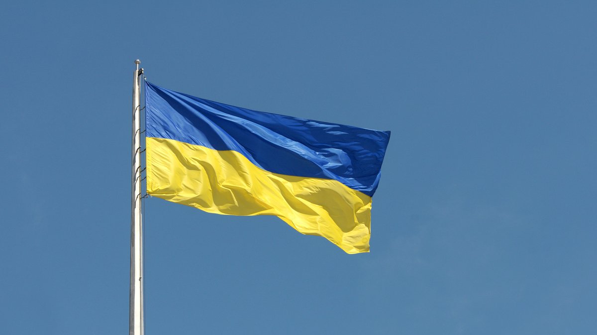 Stop à la guerre en Ukraine ? Un rassemblement est prévu à Angers ce samedi 2 avril, sans banderoles ni slogans. RDV place du Ralliement à 15h. Motivés les étudiants de l'<a href="/UnivCathoOuest/">UCO</a> ?