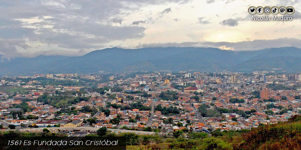 NicolasMaduro's tweet photo. ¡San Cristóbal! La ciudad de la cordialidad cumple 461 años, una localidad llena de historia, de una fuerza espiritual que se pierde de vista. Saludo y abrazo a este pueblo heroico, leal y combatiente, cuenten conmigo siempre. ¡Los Abrazo! https://t.co/fkN9iu51Zb