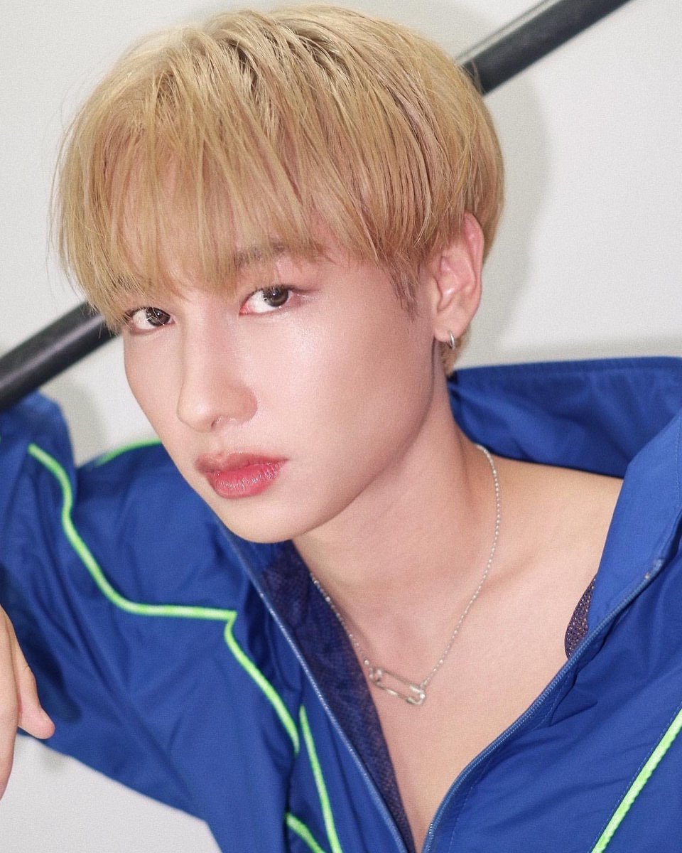 CASSAN0FFA's tweet photo. KANGEN DAHHHH JADI BULE SKRNG 😭😭😭😭😭 https://t.co/S8QeVdPoAV