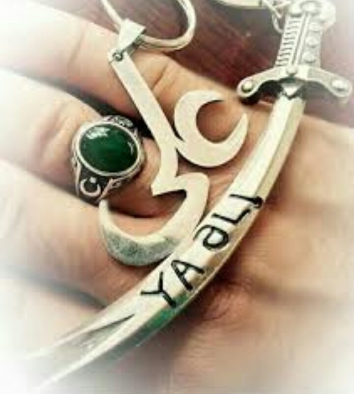 SyedaFatima2005's tweet photo. Ishq e Ali a.s Ain ibadat
#aliwale #aliunwaliullah https://t.co/T6lNuIe7qz