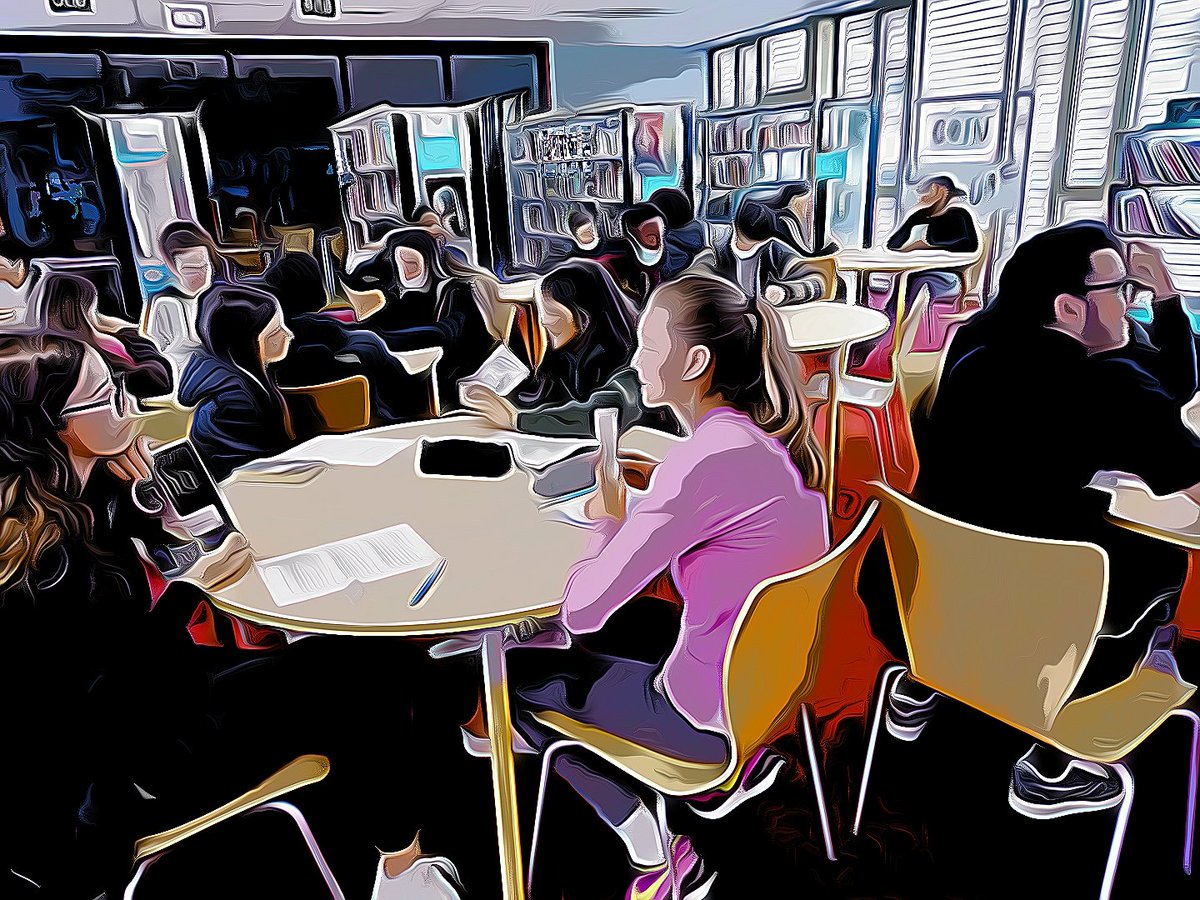 CdiClervoy's tweet photo. Speedbooking entre les élèves de 3ème4 : 3 minutes pour présenter un livre de science-fiction et convaincre. 📚
#cdi #profdoc #lecture #projet #book #speedbooking #oral https://t.co/DGMR04wLTz