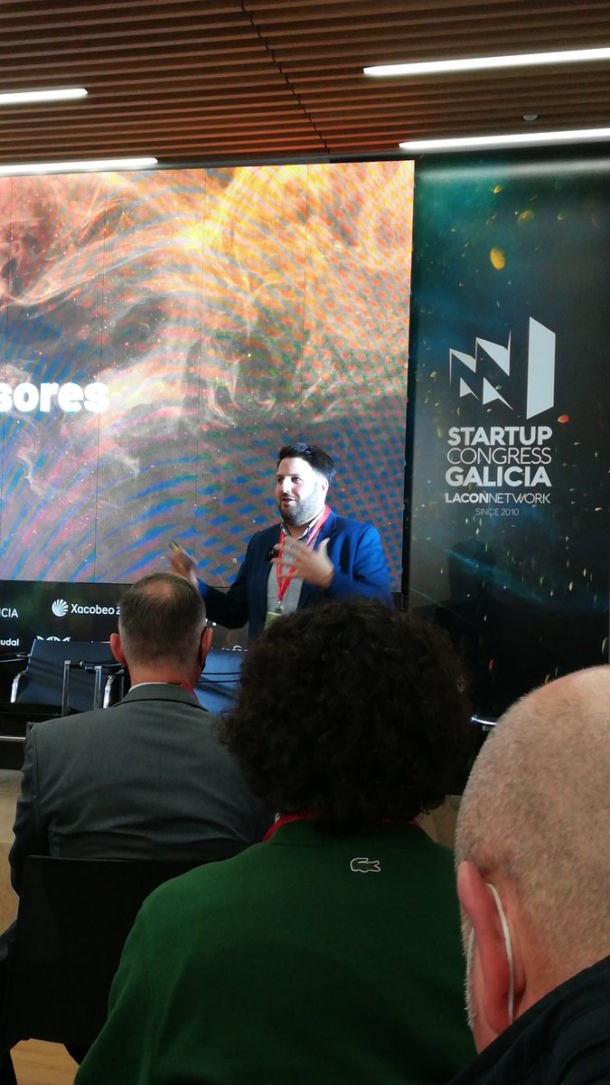 DATAlife_DIH's tweet photo. ➡️Primer pitch con Iván de @iCODA_tech https://t.co/Jn4jCk0oHE