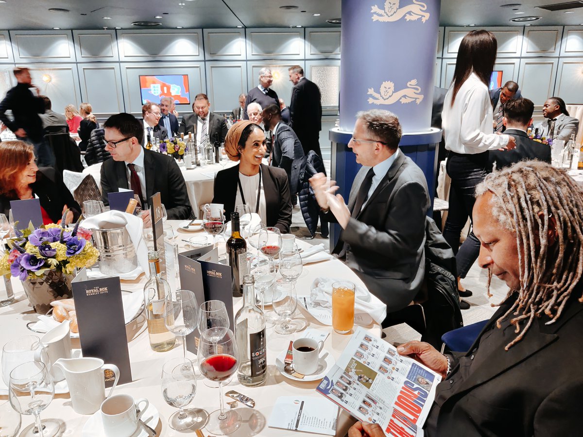 WemStadiumFdn's tweet photo. Huge thanks to @EnglandFootball for hosting community guests from @HendonFC @EdgwareTownFC @BrentSchoolsFA and @CricklewoodWFC this week @wembleystadium for #ENGCIV . Wonderful opportunity, greatly appreciated https://t.co/6WydJD1E9q