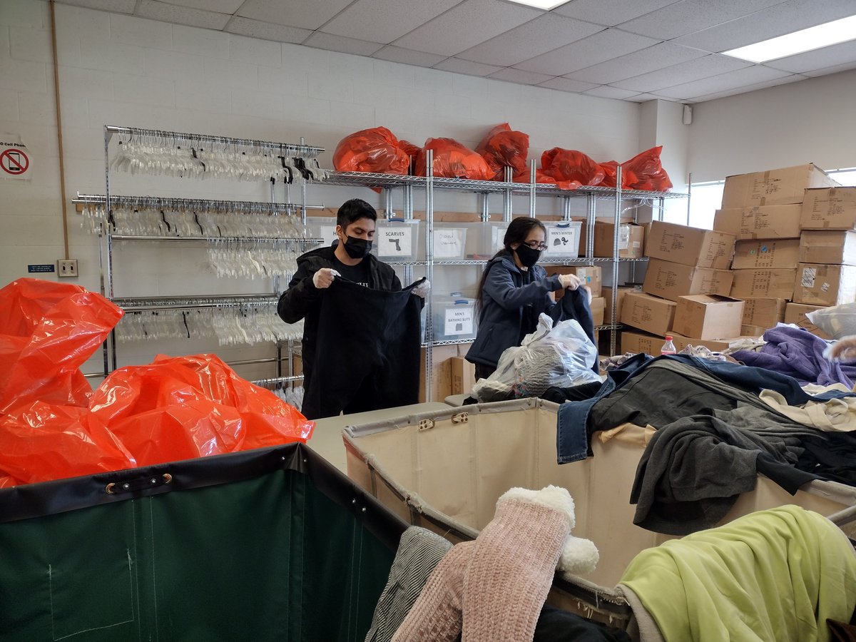 SMLPPGCC's tweet photo. The Southern Management Leadership Program students from Prince George's Community College and Montgomery College in Maryland volunteered this past Saturday at the Interfaith Works Clothing Center in Rockville, Maryland. #pgcc #SMLP #Leadership https://t.co/AP6JmGiIQn
