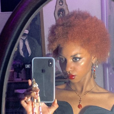 mscinephile_'s tweet photo. #NewProfilePic should I be a twitter girl again??? I miss y’all https://t.co/SQdyhWVUOv