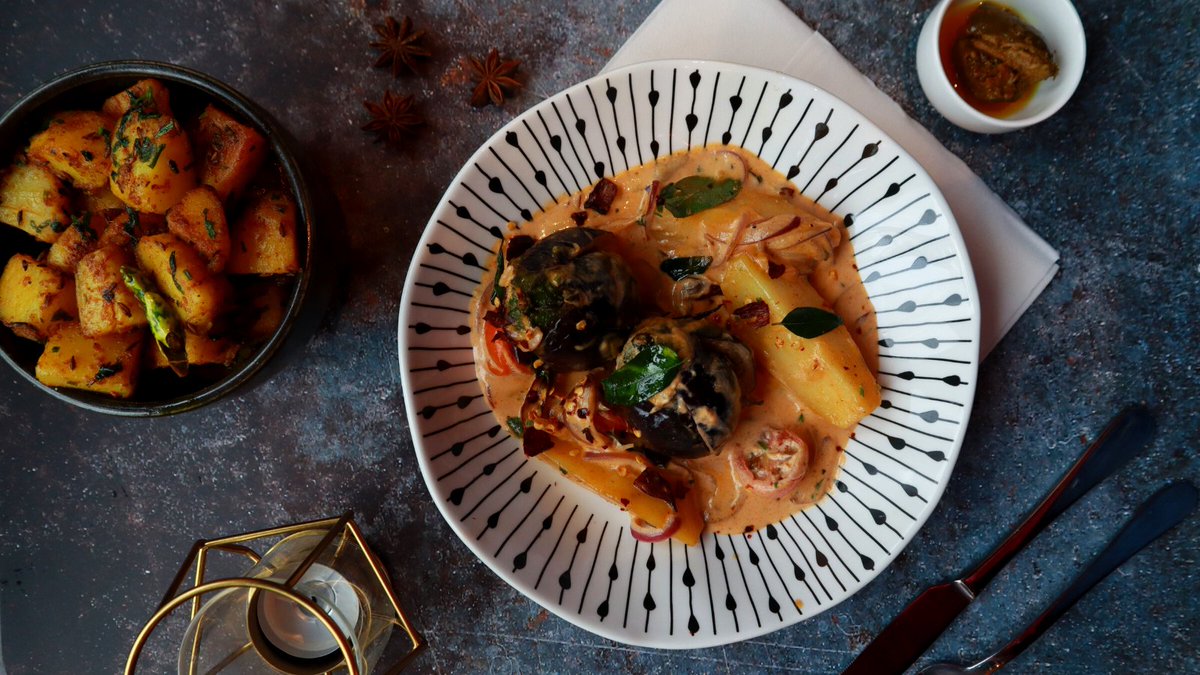 It's easy to order your usual favourites when you dine out... Next time you visit @street_bysunil, why not try something different? My menu is jam packed with authentic and interesting flavours to suit any palate 🙌 #northindianfood #dublinfood #discoverdublin