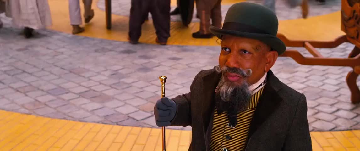 Disney_Wiki's tweet photo. Happy Birthday, Tony Cox
For Disney, he portrayed an Ewok in #StarWars: #ReturnOfTheJedi, Hooter in #CaptainEO, and Knuck in #OzTheGreatAndPowerful. He also voiced Chuck E. Rubber Duck in the #ToyStory Toons short, #PartysaurusRex. https://t.co/vw4728FEEr