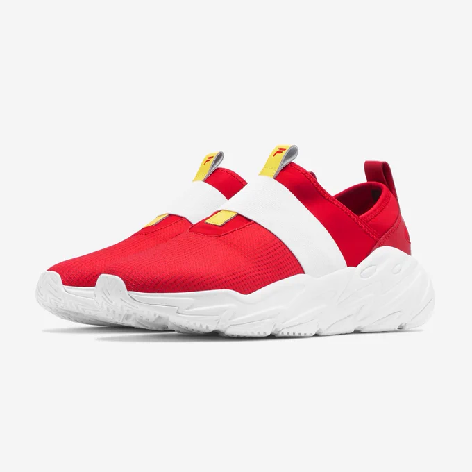 👀 Take a look at these new #SonicMovie2-branded Ray Tracer Evo sneakers that @FILAUSA unveiled today! 

Yes, they're real! Yes, you can buy them with money!

 #SonicNews 