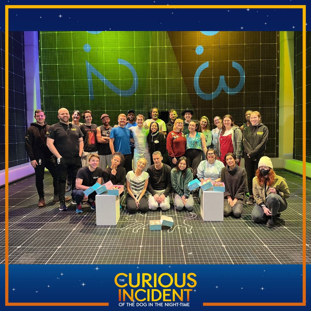 Today we celebrate 100 performances of the #CuriousIncident 10th Anniversary tour! 

Congratulations to the entire cast, crew and creative team.