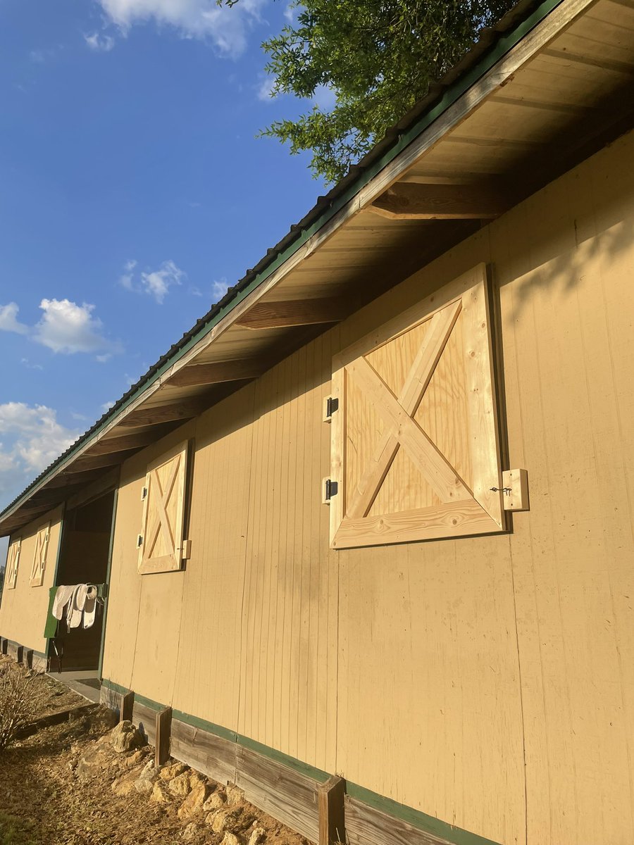 EC_Bailey_'s tweet photo. Some DIY projects I’ve made for the barn this month. Blanket bars, window shutters, and pitchfork holders https://t.co/I97XaRA3pW