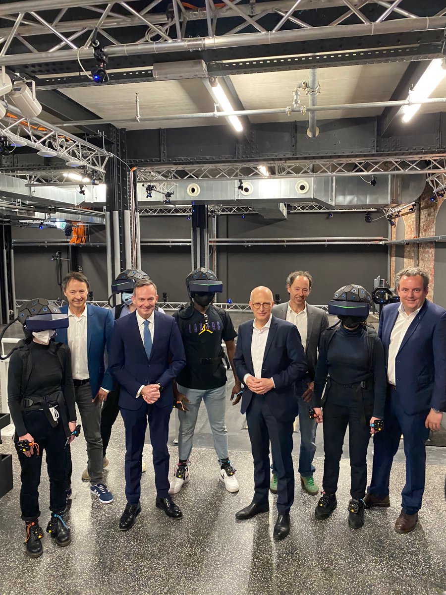 MichaelMack's tweet photo. #EuropaPark &amp; #MackNeXT meet #MiWuLa!
 
Es ist mir eine große Freude, @yullbe_official Pro &amp; Go heute im @MiWuLa mit dem Minister @Wissing, dem Bürgermeister von #Hamburg @TschenPe, und der Familie Braun zu eröffnen. Das absolute #VR Must-See in der schönen Speicherstadt! https://t.co/HJxb37cyVS