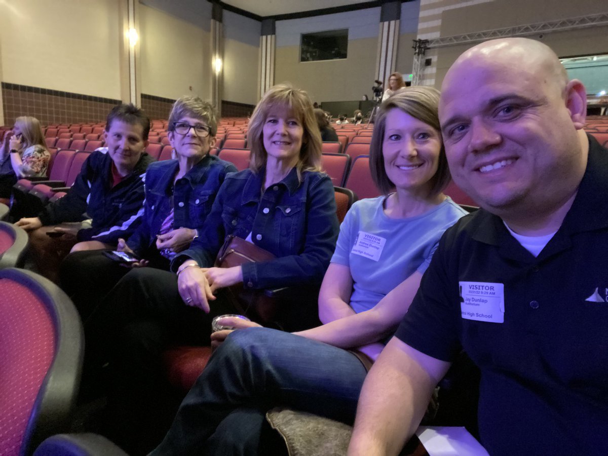 jaydunlap's tweet photo. We’re here early and getting ready for the Unified Champions Prom Fashion Show Fundraiser! National Life employees donated suits and dresses for the event! #ChooseToInclude #inclusion #dogood @CHSUnifiedChamp @NationalLife @cindy_boaz https://t.co/3ylgI1cLEV