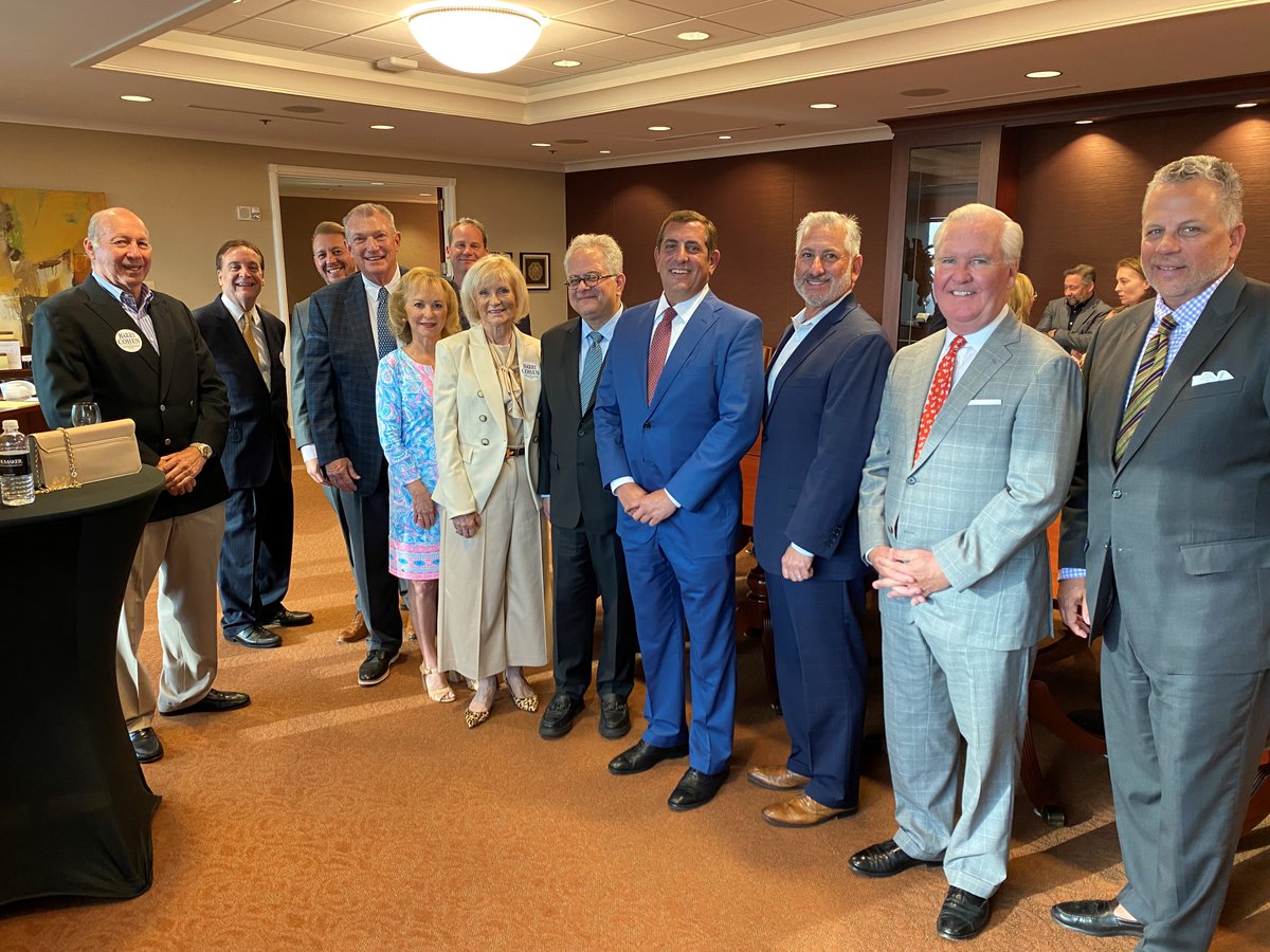 Shumaker Advisors had the pleasure of hosting an evening reception for Commissioner Harry Cohen.

#fundraising #events #localgovernment