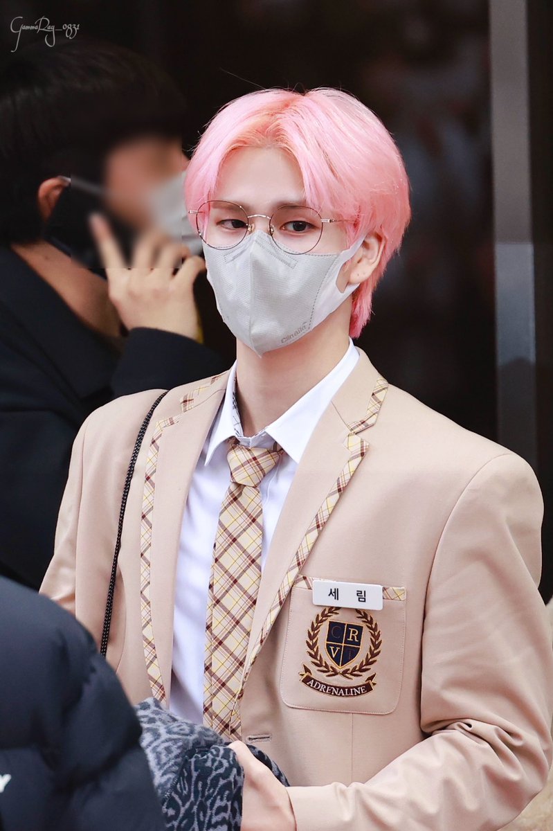 0401
🌸🐷🐺

#박세림 #세림
#SERIM
#크래비티 #CRAVITY