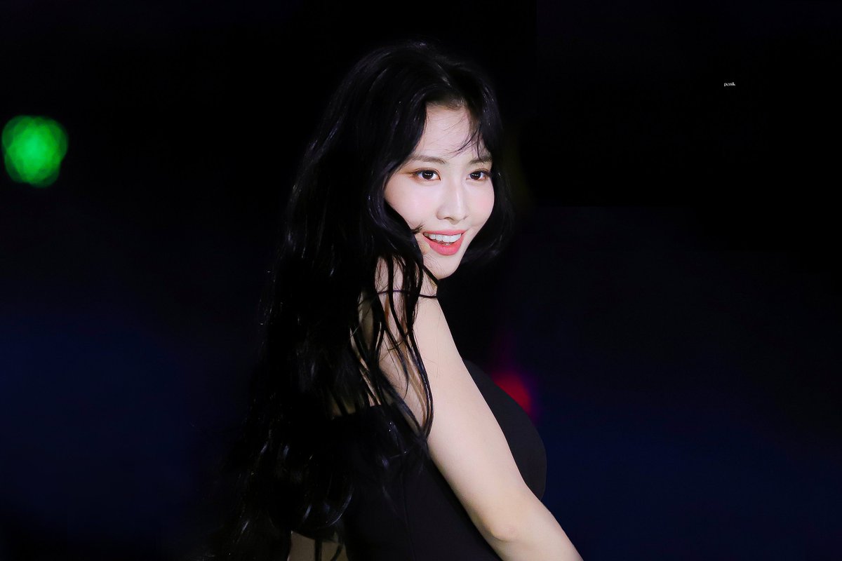 𝗉𝖺𝗇𝗂𝗄 tweet media