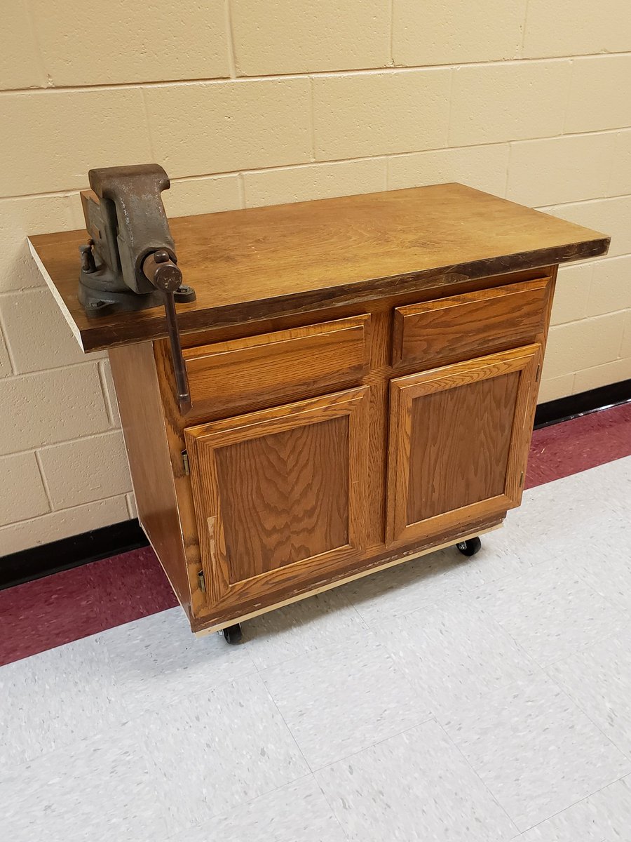wnchem's tweet photo. Replaced old WNHS metal shop workbench with salvaged cabinet &amp; a solid door.  Kept the vise &amp; added casters to make portable.  Best $50 investment ever!  #BehindTheScenes #WNHSscience #AllN @WNHS_Warriors https://t.co/6qNgkXZzvb