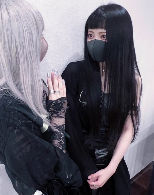 アイスタ楽しかった🦋

コラボしたあるふぁきゅんさん
綺麗すぎてずっと眺めてたら見つめてくれたのが1枚目 すき

みんな来てくれてありがとう また会おうね 