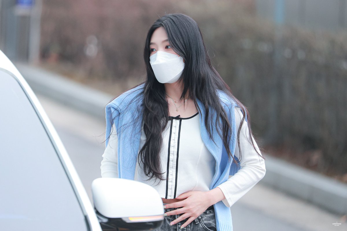 LOVEPEACH_98's tweet photo. 220324

#AprilFoolsDay 
#레드벨벳 #조이 https://t.co/lXn2UTirpT