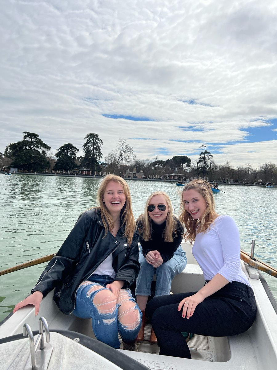 No matter where in the world you go, you can find a #TopScholar waiting with open arms! 

McNair scholars Jackie Burnett, Emily Richards and Stella Strength spent their spring break touring Marseilles and Madrid, where Stella's currently studying abroad.