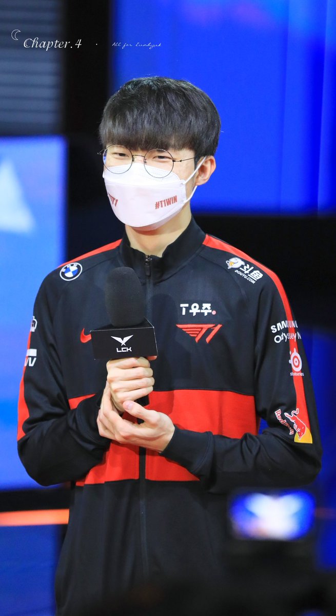 Chapterfor's tweet photo. 04/01
#HappyAprilFoolsDay 
#Faker  
#페이커 https://t.co/7k32EeT7lX