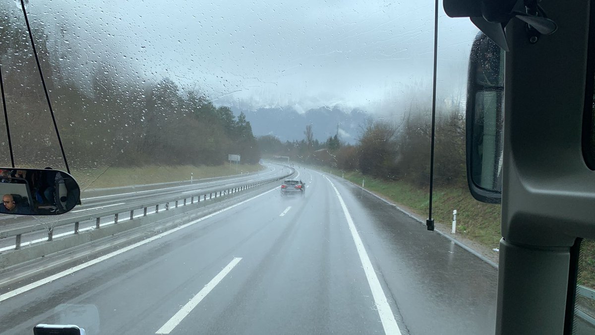 KEVIAston's tweet image. After spending yesterday morning, conducting Physics experiments based on super conductors and magnetic levitation #Scoollab, our students arrived in Bern this morning to have an exciting insight into the life of Einstein - top Physicist and among the most influential scientists!
