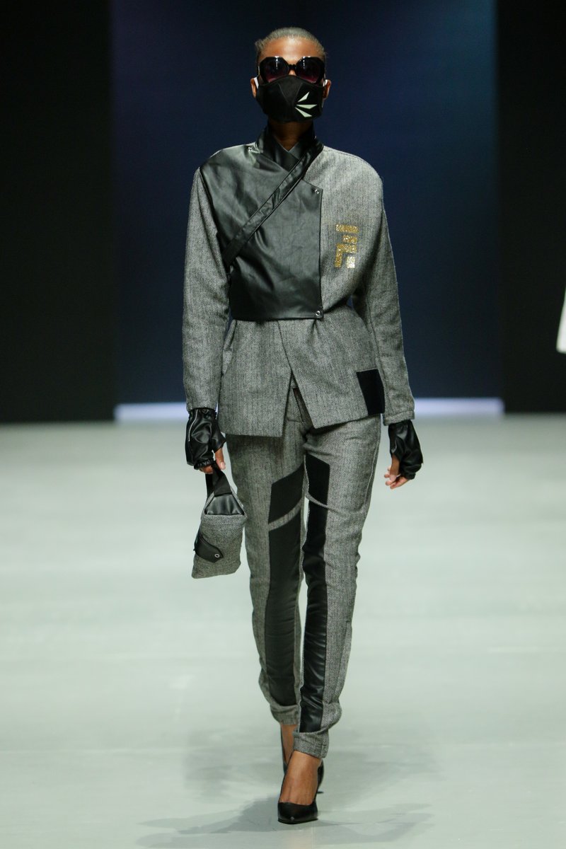 Dbnfashion_fair's tweet photo. #TBT: Let’s show you why u need to apply for the DFF Designer Programme by showing you past creations by mentees of the Class of 2021. Mentored by @Fezilefashionacademy, mentees progressd all the way to showcase at the #DFF2021 Showcase in December2021. #dff #dff2022 #buylocal https://t.co/8gjVVrUmKm