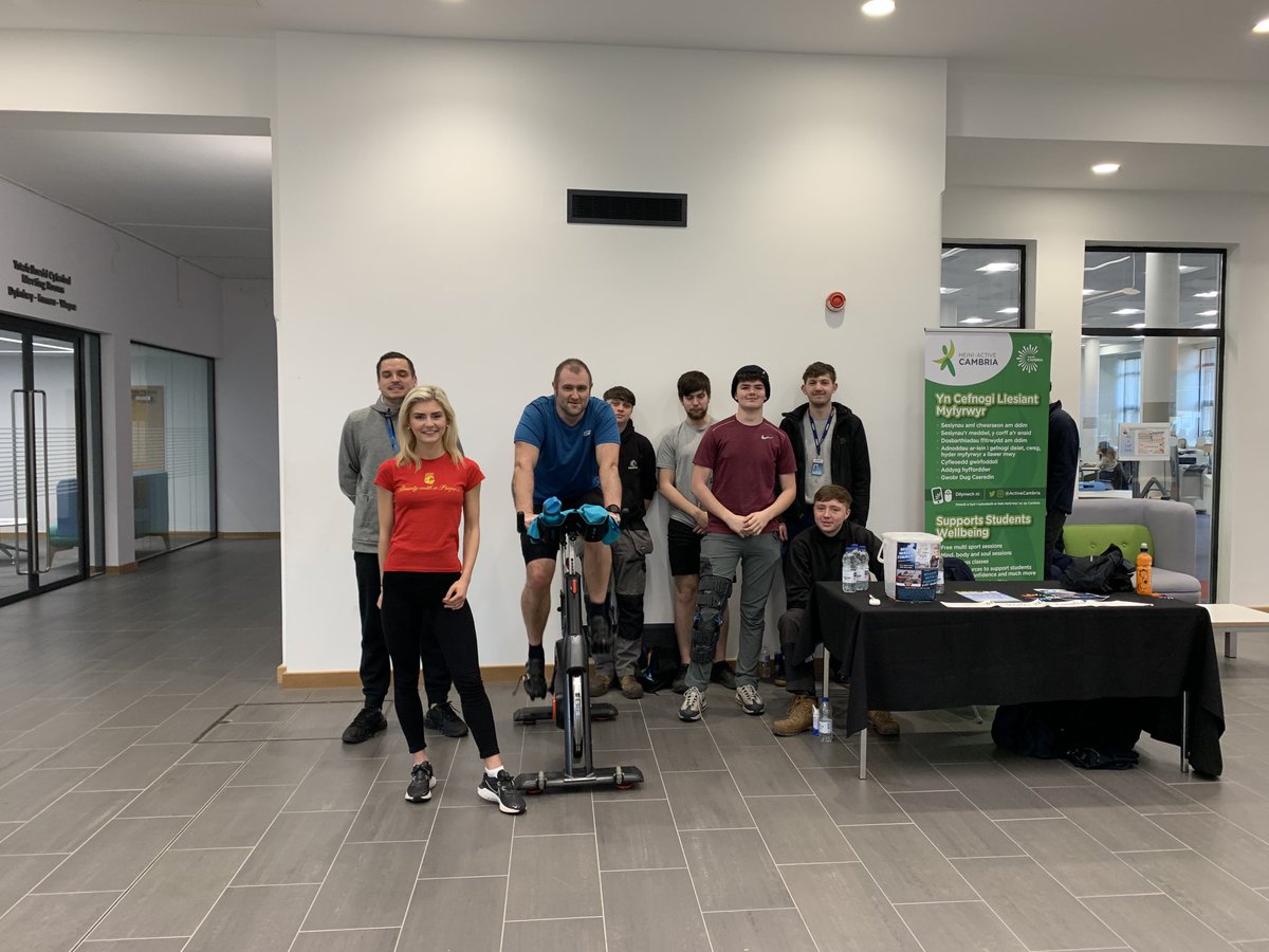 NickTyson10's tweet photo. Great to see this again our apprentices working hard for charity. Well done in particular to Jess - Toyota and Coleg Cambria - Engineering Apprentice manager Jamie putting in a shift also😁 ⁦@colegcambria⁩ ⁦@TTOJamieMapp⁩ ⁦@IanHogg_Wales⁩ ⁦@alex_evcambria⁩ https://t.co/I12XiXPfII
