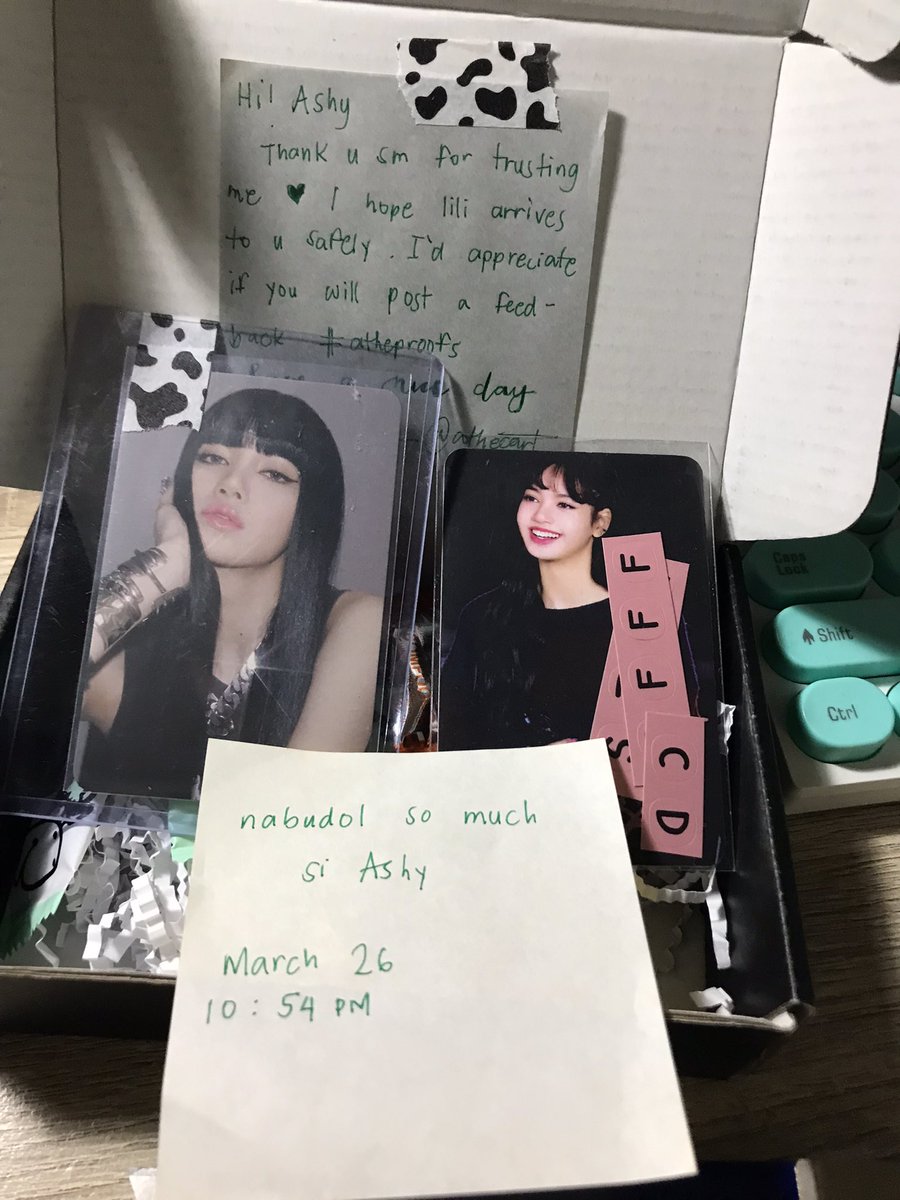 ashycart_'s tweet photo. ꒰ #ashycart_Mails ꒱
to: @athecart 💌
— hi lalisa pob came home so much <33 ty for packing lili safely! 🤍 Til our next transaction >< ✨ #atheproofs https://t.co/h4eDTlILJr