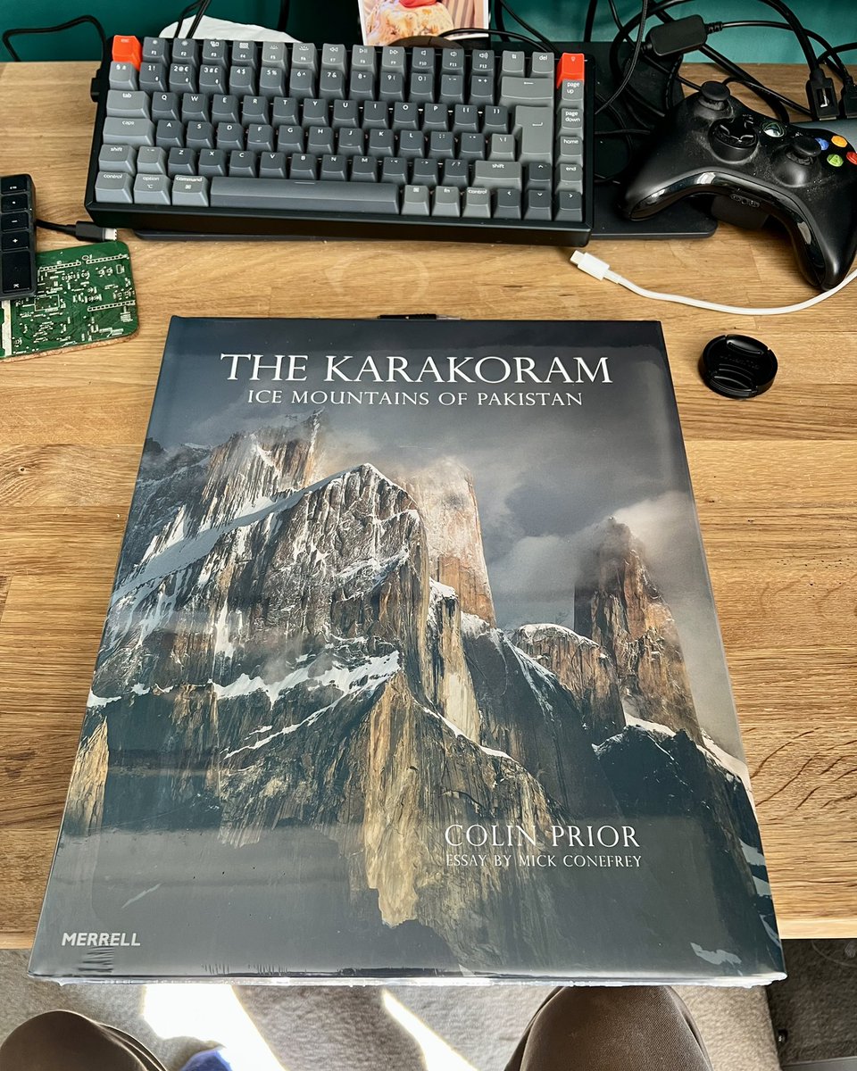 liamjblizard's tweet photo. Always nice to get a new book through the post. https://t.co/Uk0tOZ673k