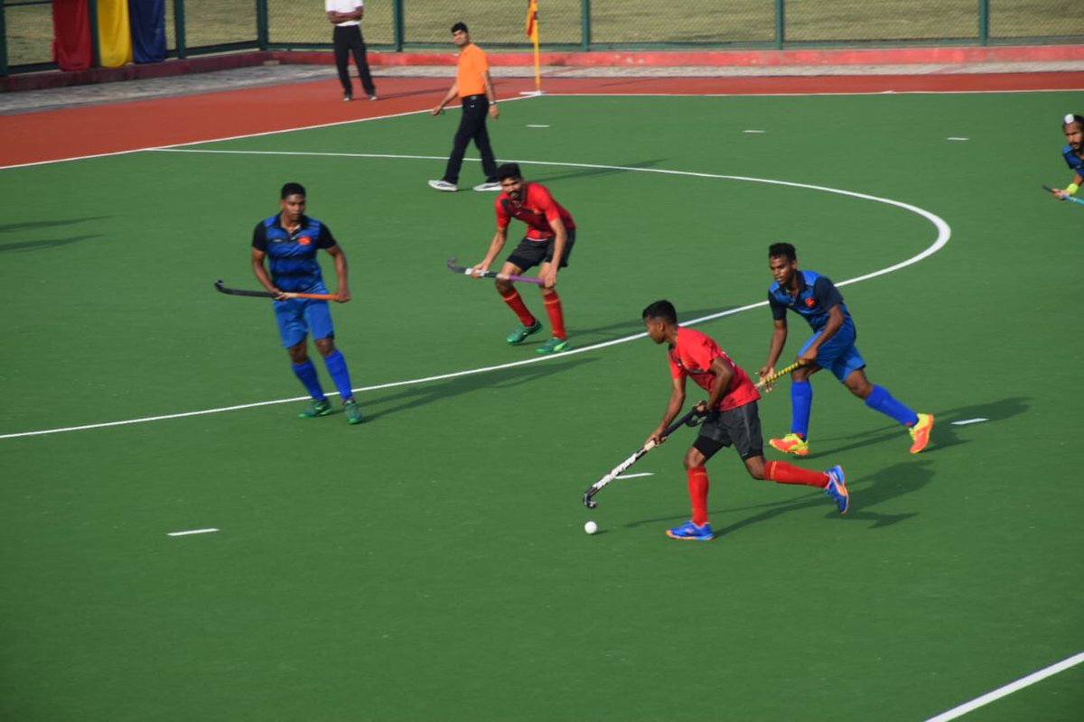 pro_defence's tweet photo. Maj Gen Sanjay Maini declared the meet open #Inauguralmatch was played between #ArmyRed and #ArmyGreen in which #Army Red emerged victorious #Score 3 - 2 #IndiakaGame #FitIndia @PTI_News @univartaindia2 @htTweets @thetribunechd @IndianExpress @timesofindia @DainikBhaskar https://t.co/ga6SCY1l4V