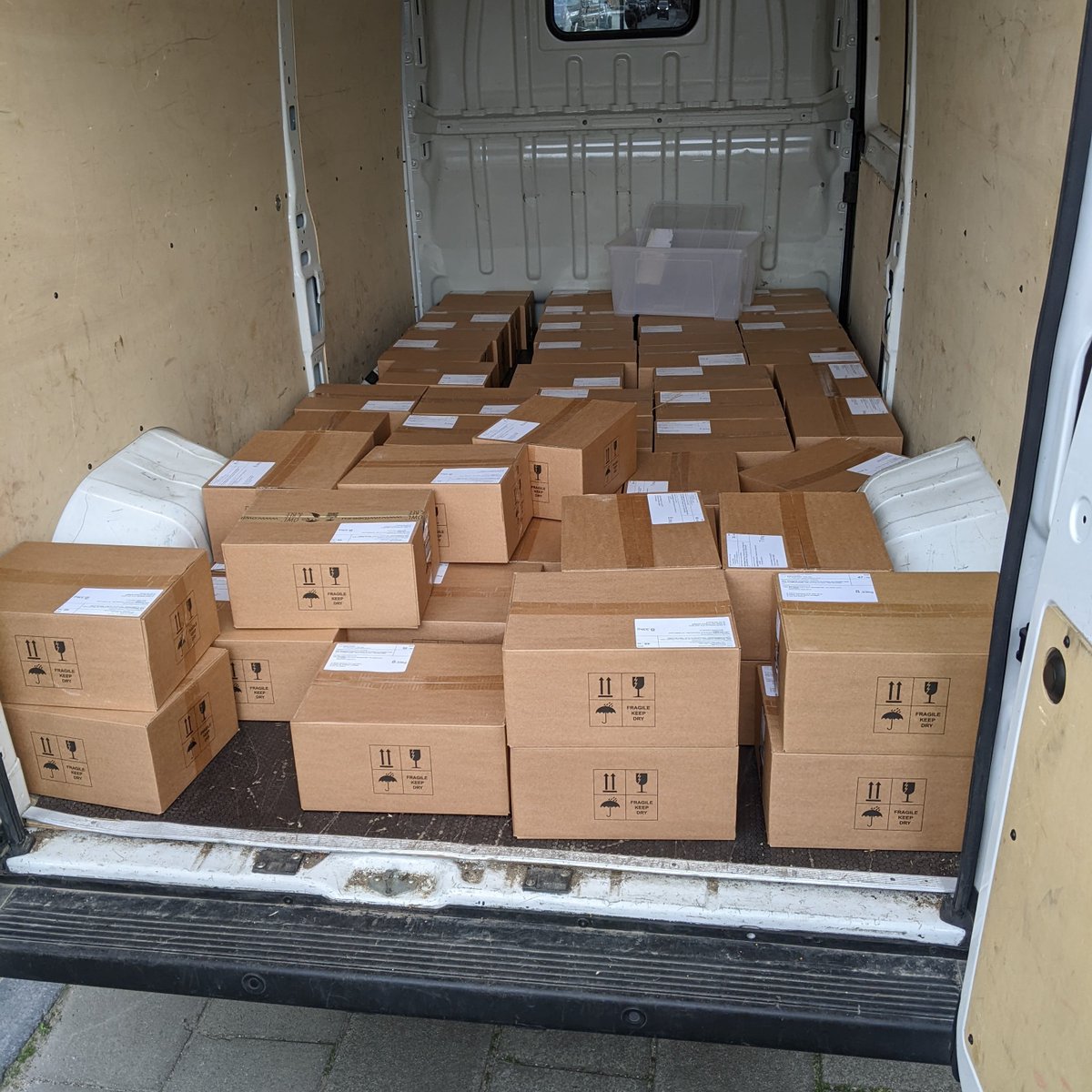 OwlBeeCo's tweet photo. Our small donation to @BXLRefugees - more than 7000 shampoo, conditioner bars, and deodorant creams. Please consider supporting your local refugee agency - your support will be welcome, no matter how small, and it can help improve the life of a fellow human.🦉🐝 https://t.co/dxzE5gA8YO