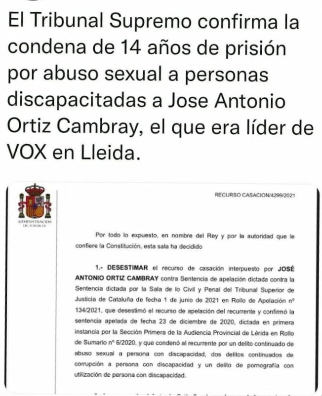 DirectaAccion's tweet photo. Putin es comunista pero rechazan eliminar sus condecoraciones, señalan a los violadores pero están estrechamente ligados a su partido, están con los obreros hasta que toca pagarlos... 
Vox y su doble rasero 
Añade lo que creas conveniente https://t.co/8kLbaNtlc6