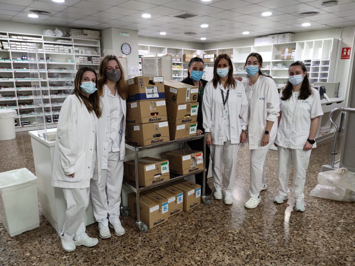 AnaAyestaran's tweet photo. Listo para entregar al centro de distribución con destino a #Ucrania🇺🇦. #scias #hospitaldebarcelona #farmacia https://t.co/9ftafvOT83