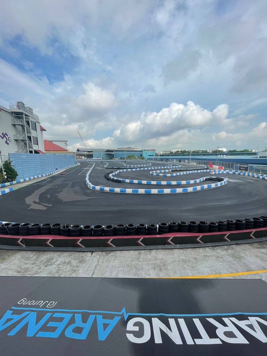 pvardhanp's tweet photo. Ready Set Go
#mulesoft #salesforce #singapore #partnerkickoff https://t.co/7JM36yh2we