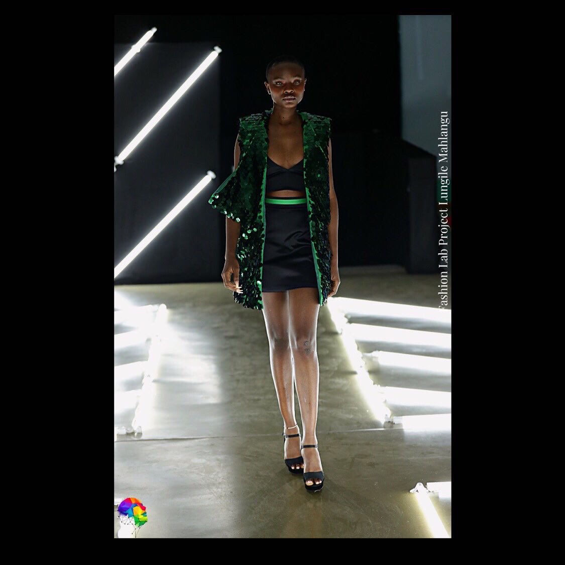 SACreative_Ind's tweet photo. THE FASHION LAB PROJECT FASHION SHOW๐ฅ๐ฅ
Can We repeat?
#LungileMahlangu
#Collection
@shirleyjoseph_sa
#davidtlale #industryleaders #emergingtalents #sacii #fashionshow #departmentofsportsartsandculture #mge #normalisingaccess https://t.co/2wHkOVDQIo