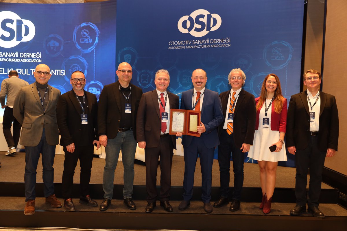 AdastecCorp's tweet photo. 🏅Proud to receive @OSDTurkiye "#Innovation Award" for our "#Level4 Automated Driving Software Platform"!
#flowrideai #AutonomousDriving #av #mobility #autonomousbus #autonomousdriving
#karsan 🚌 https://t.co/zJhyfFwVbI