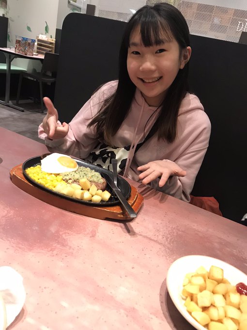 Twitterのコスプレ画像3