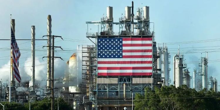 GoNews_India's tweet photo. Oil Prices Slide As President Joe Biden Considers Massive Release Of Reserves
#Oilprices #JoeBiden #US #CrudeOil #BrentOil #MassiveRelease
Read: https://t.co/amsCwVIIGY https://t.co/tGEk0MlcXk